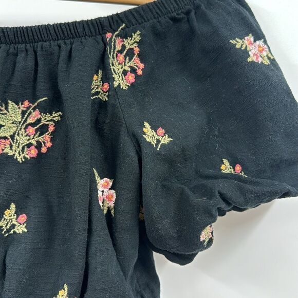 American Eagle Cropped Floral Embroidered Bubble Top Medium - Picture 5 of 9